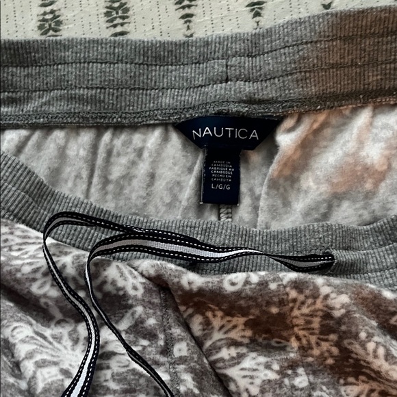 Nautica Gray Snowflake Pajama Set - Picture 3 of 5